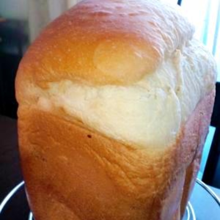 ホームベーカリー早焼きで☆あまフワ食パン♪